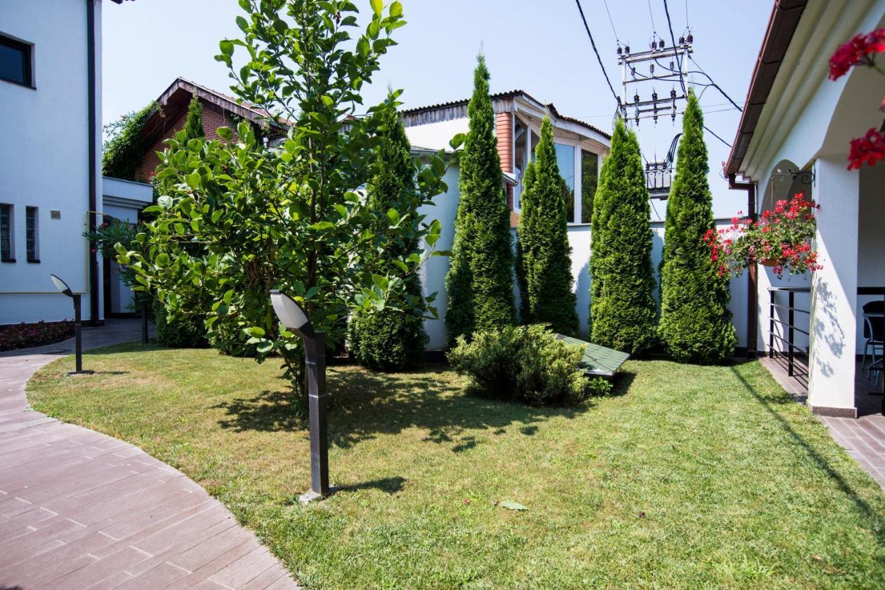 Guest House Panorama Aqualux With Free Parking Nowy Sad Zewnętrze zdjęcie